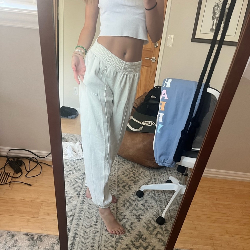 Nike Sweatpants